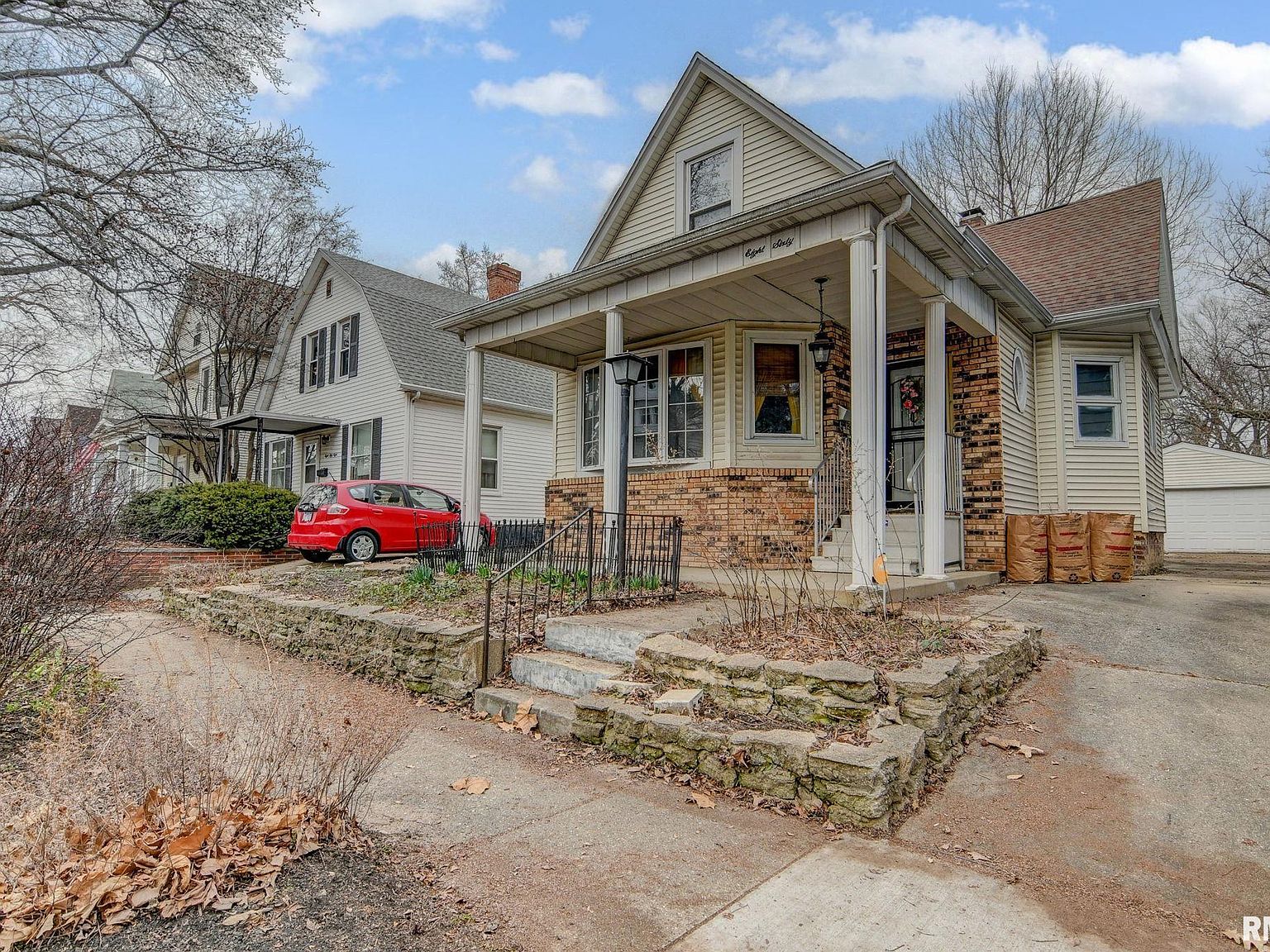 860 S Douglas Ave, Springfield, IL 62704 Zillow