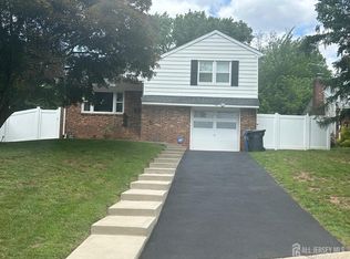 116 Oakland Ave, Metuchen, NJ 08840