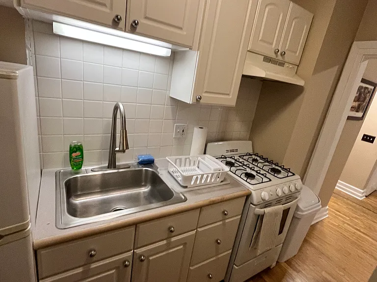 101 Comstock Ave #4 — Photo 6
