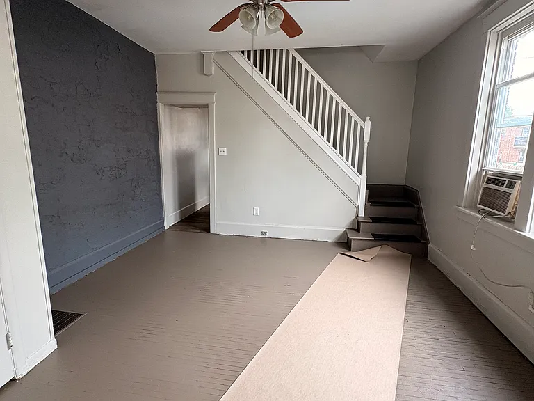 2248 Logan St — Photo 2