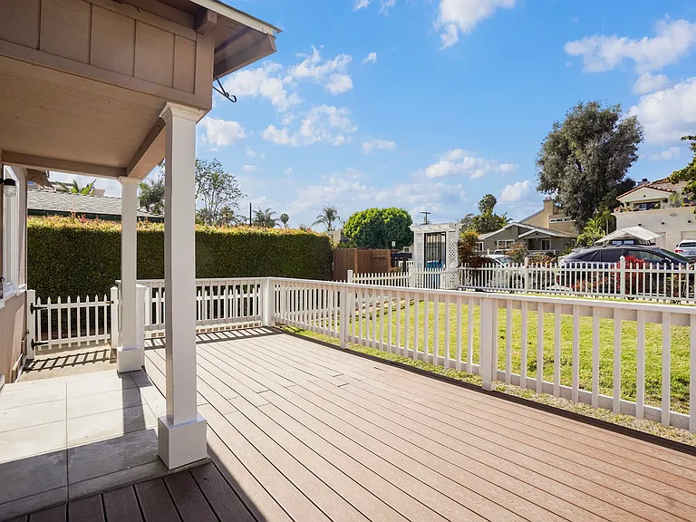 2251 Felspar St — Photo 22