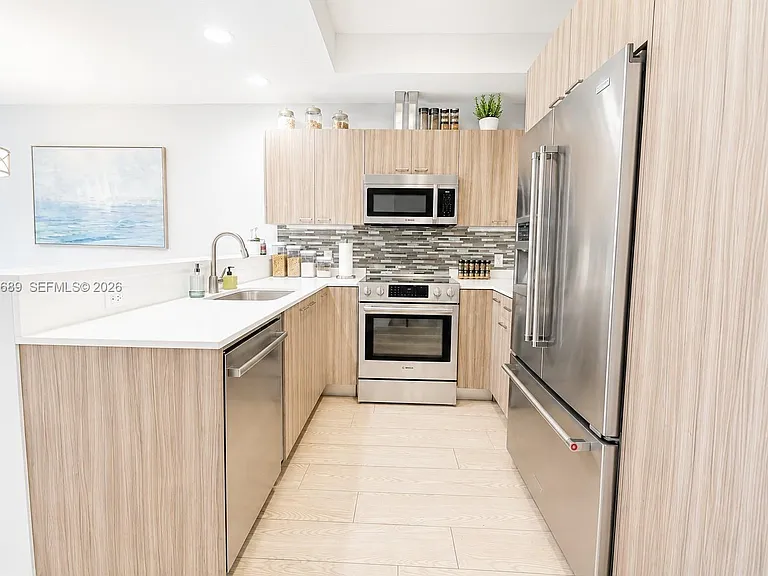 619 Meridian Ave #4 — Photo 7