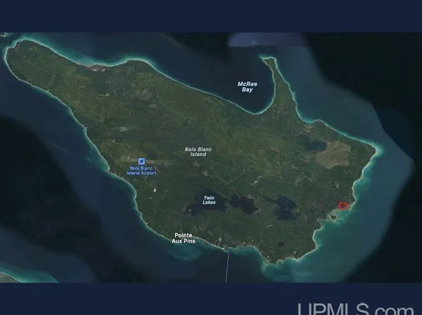 12 E Huron Dr, Pointe Aux Pins, MI 49775