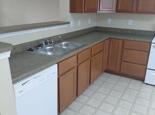 2220 Stone Crossing Way #DF7D2402B, Greenfield, IN 46140