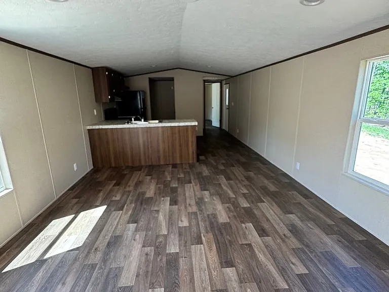1237I Longbranch Rd — Photo 2
