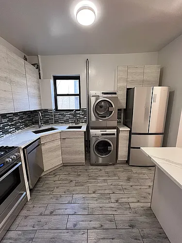 511 W 186th St #E2 Photo 1