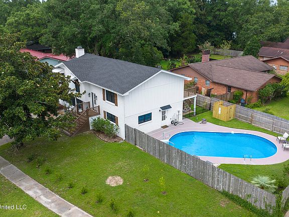 4th image of 100 Winchester Dr