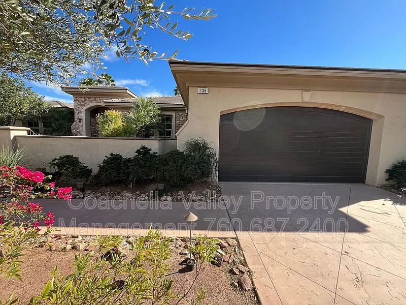 4 bed, 3.0 bath, 2814 sqft, $4,195 — Photo 3