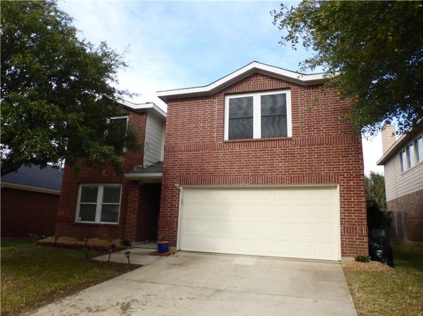 1572 Crown View Dr