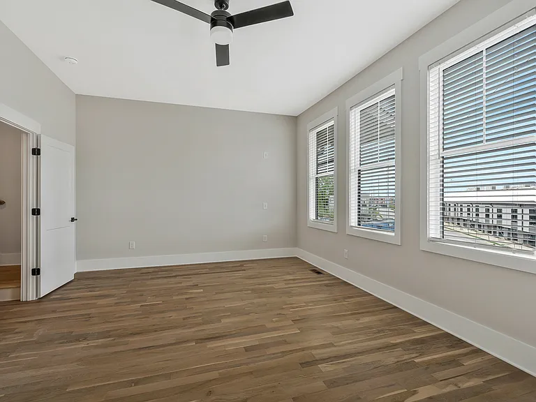 5301 Centennial Blvd #D — Photo 26