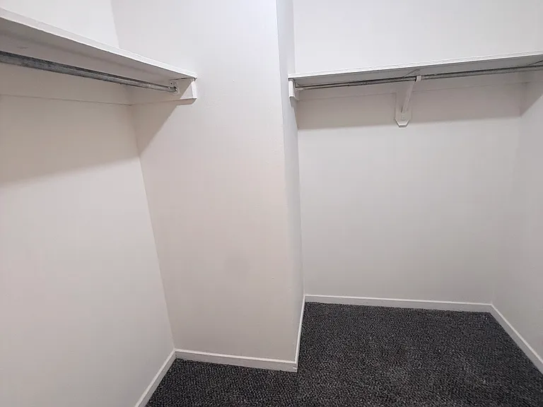 2901 S Michigan Ave #208 — Photo 5