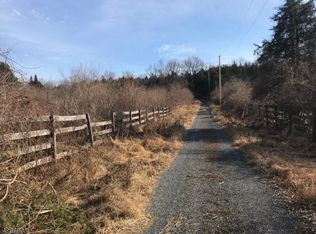 930 Potters Rd, Newton, NJ 07860