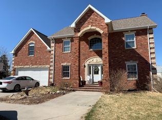 7809 Shady Lake Rd, Columbus, NE 68601