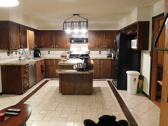 Front kitchen view