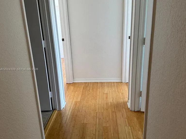 11090 Baybreeze Way — Photo 8