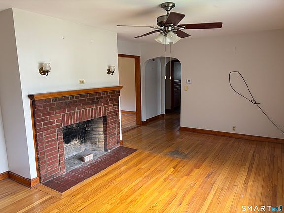 4th image of 26 Chelton Street