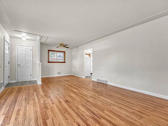 5th image of 980 W 72nd Ave