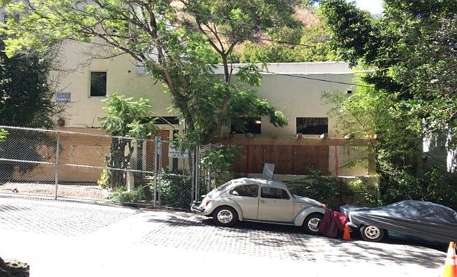 1st image of 1001 N Beverly Glen Blvd