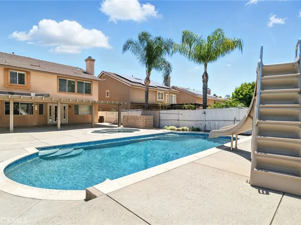 25 Del Brienza, Lake Elsinore, CA 92532
