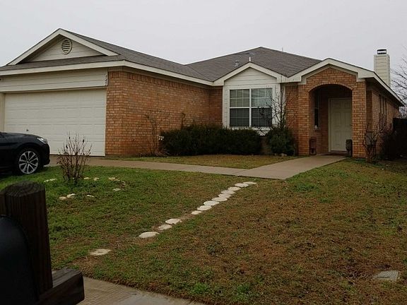3rd image of 945 Buffalo Springs Dr