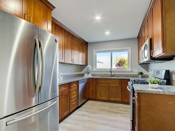 5th image of 119 Gardenia Way