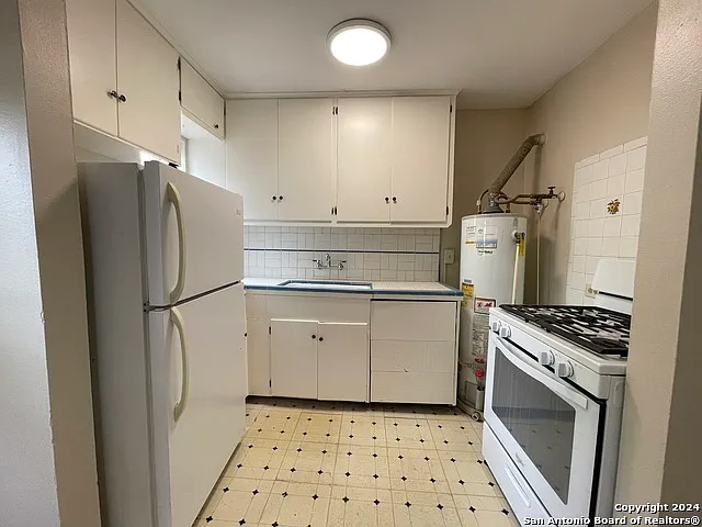 2 bed, 1.0 bath, 850 sqft, $1,095 — Photo 3