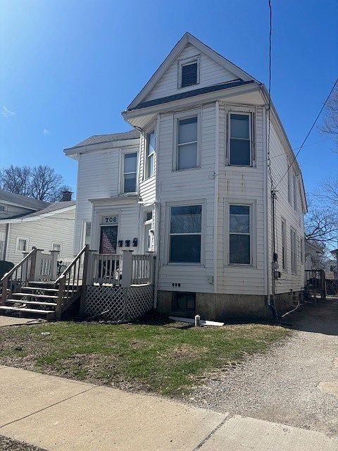 2nd image of 708 N Lee St