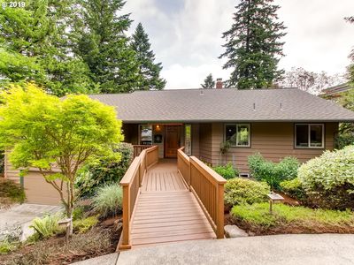 2730 Hillcrest Dr, West Linn, OR, 97068