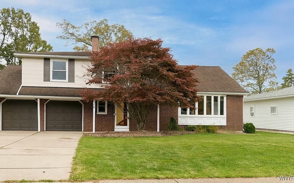 1st image of 311 Forest Dr