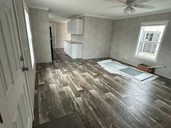 746 N Main #74, Ada, OH 45810