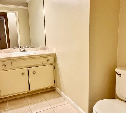 5th image of 1743 Carmel Dr #10-1