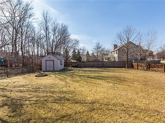 2nd image of 828 Tanninger Dr