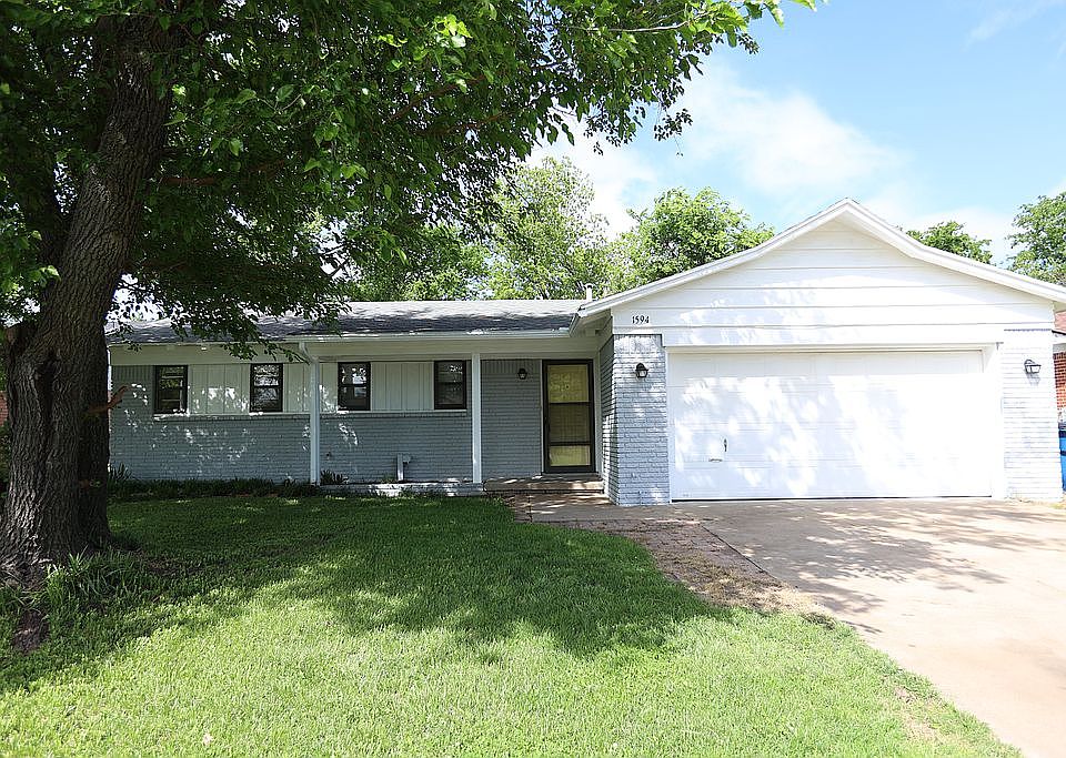 1st image of 1594 S 68th Ave E