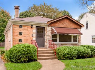 1313 Irving Ave, Wheaton, IL 60187