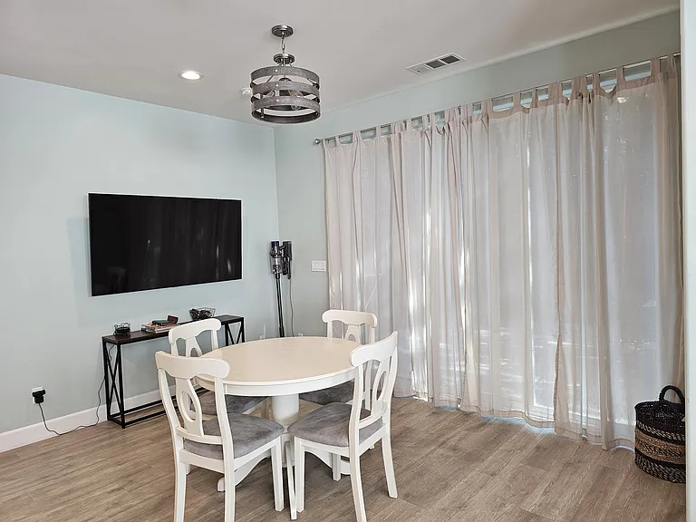 4201 Capitola Rd — Photo 12