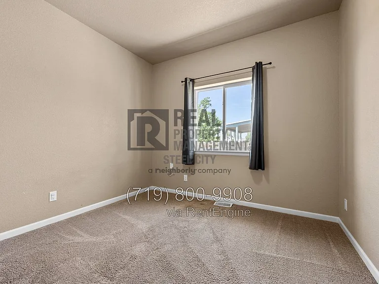 3002 W 22nd St — Photo 18