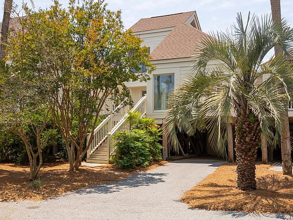2nd image of 711 Spinnaker Beachhouse Vl