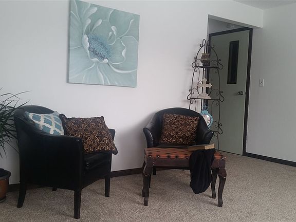 2nd image of 2933 W Eloika Ave