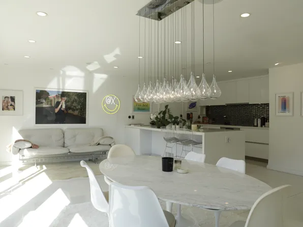 2115 Groveland Dr, Los Angeles, CA 90046