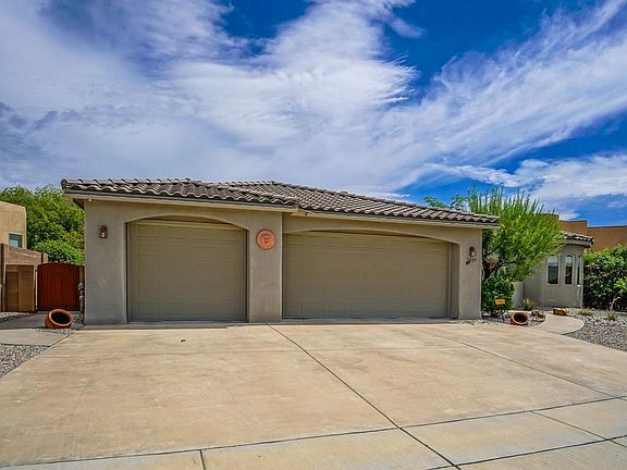 4th image of 7420 Torin Dr NE