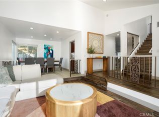 10110 Sunland Blvd, Sunland, CA 91040