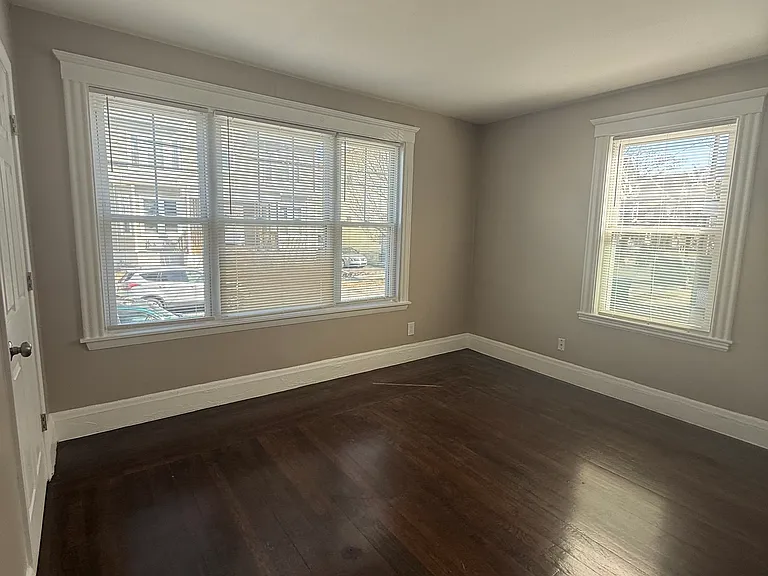 26 Harwood St #4 — Photo 3