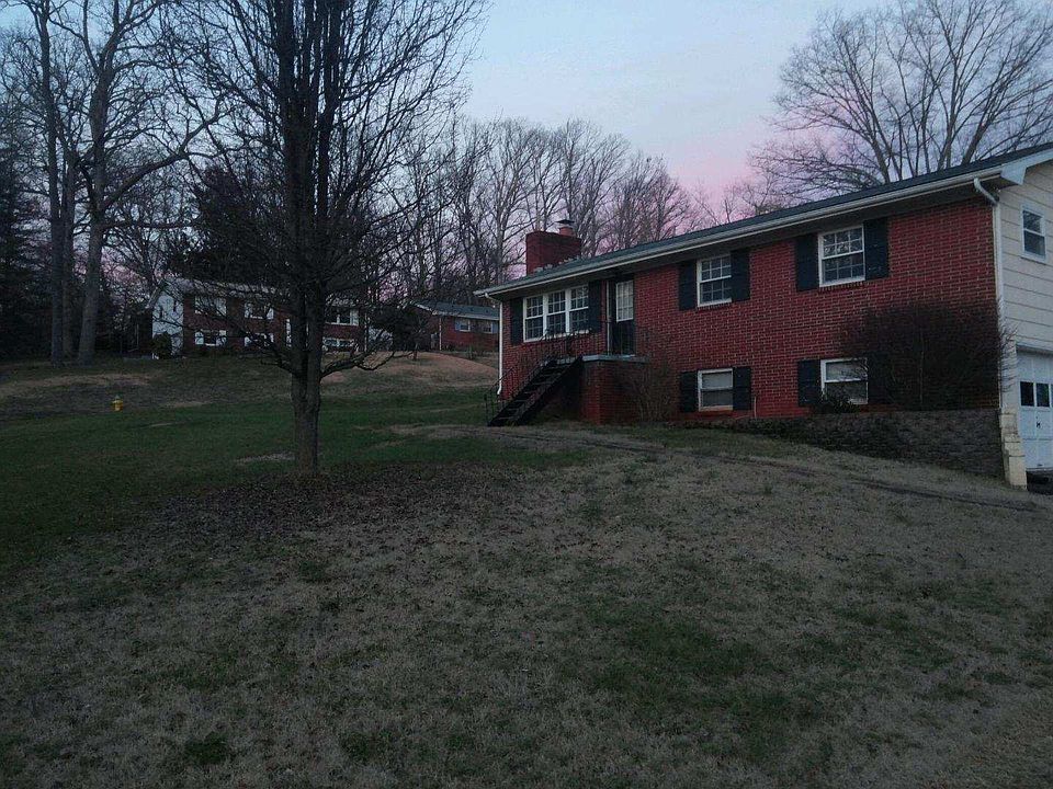 2nd image of 5734 Louisiana St