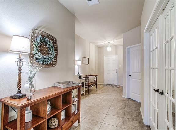 5th image of 10104 Horseshoe Ln
