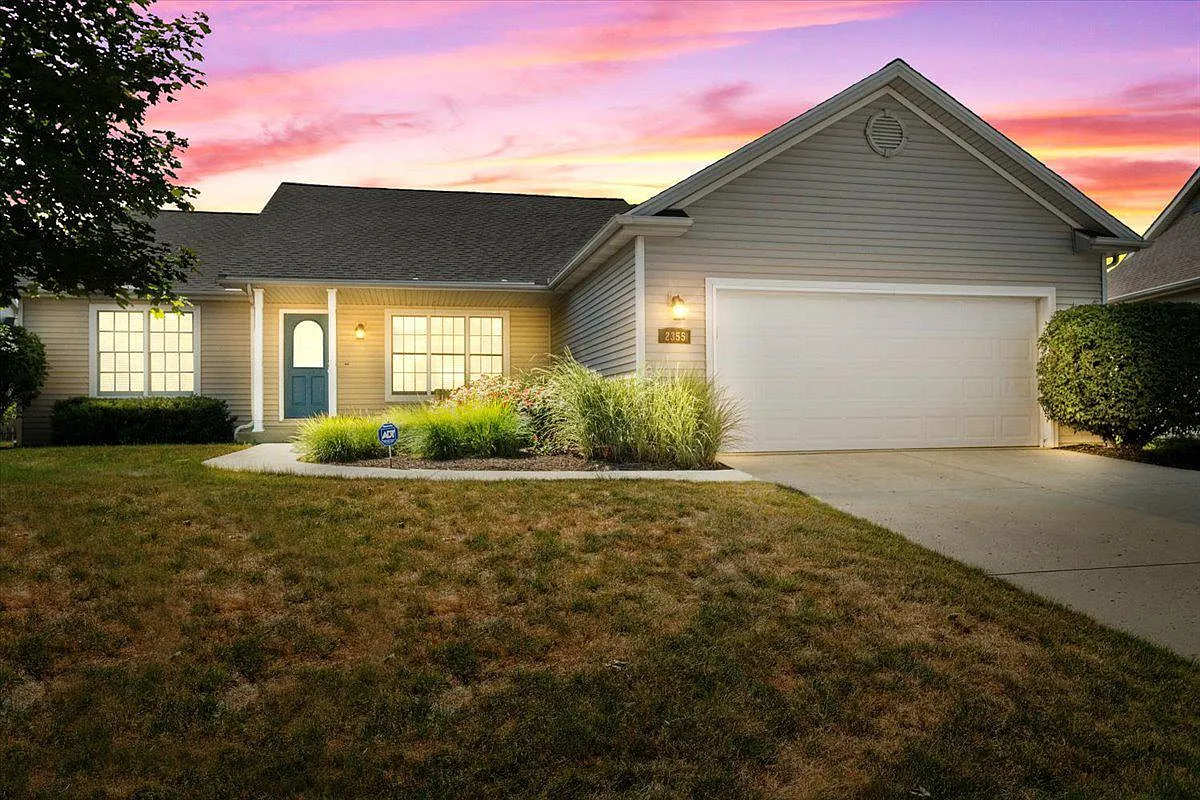 2355 Cascade Ct photo 1