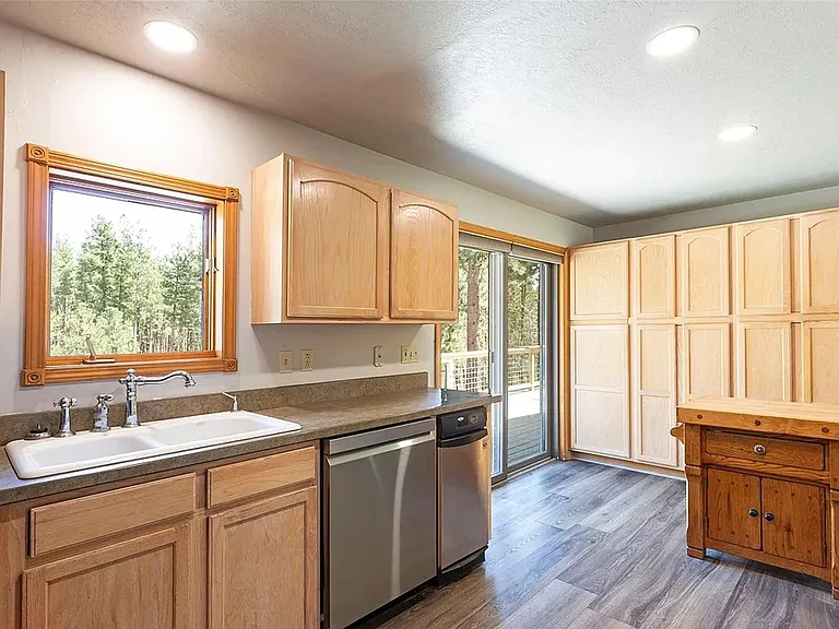 4020 Wakantanka Way — Photo 11