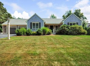 5 Elgin Rd, Pocasset, MA 02559