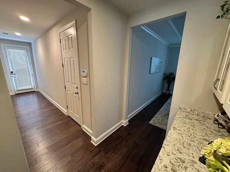 455 Tender Oaks Ln N — Photo 46