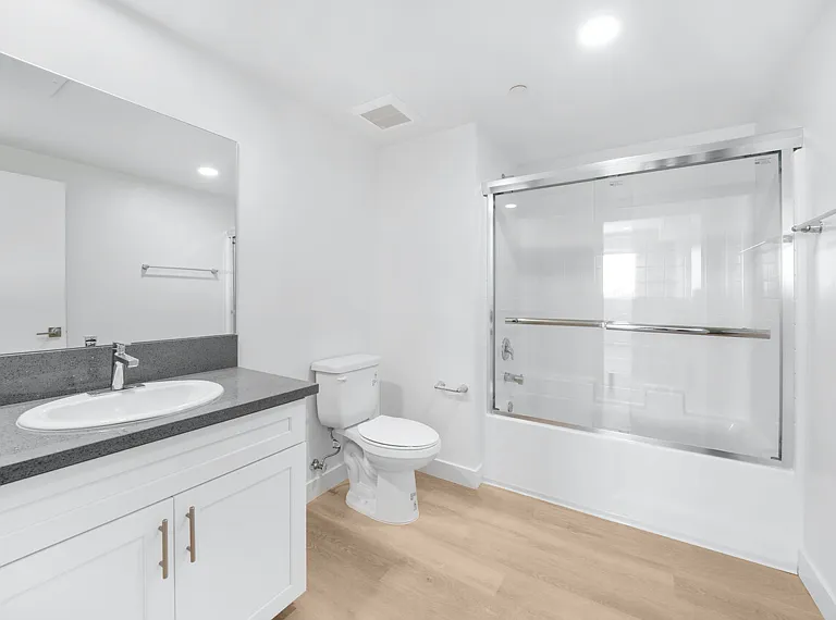 14825 Delano Property — Photo 7