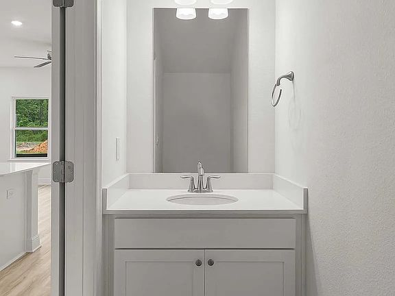 3rd image of 47 Mamba Ln